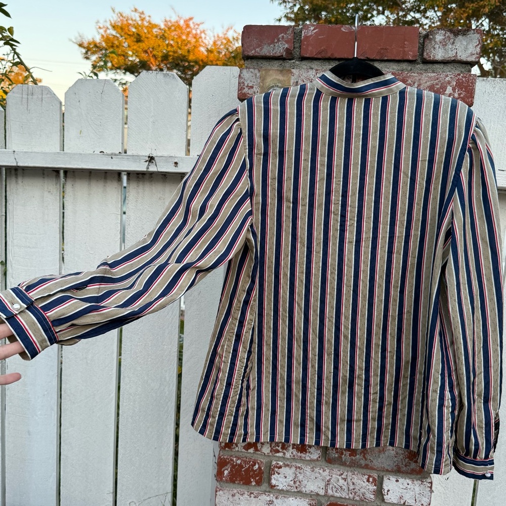 Vintage Koret button down top - Picture 5 of 9
